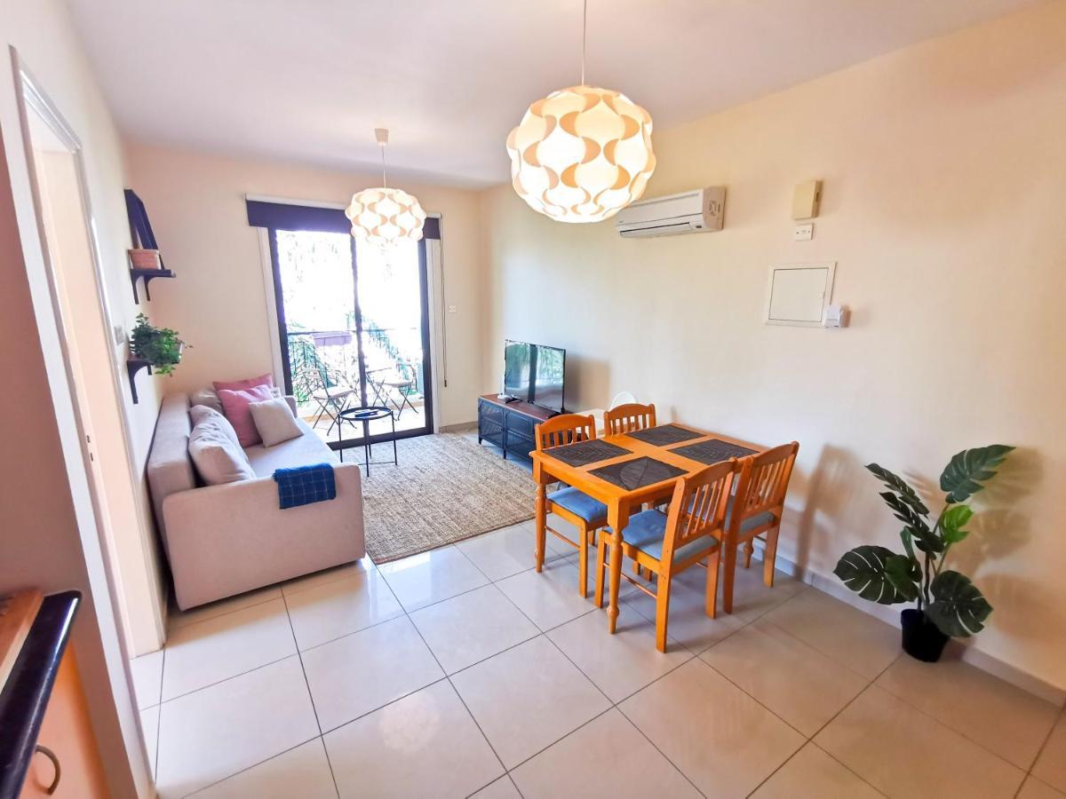 Sunny Pool Apartment Voroklini Dış mekan fotoğraf